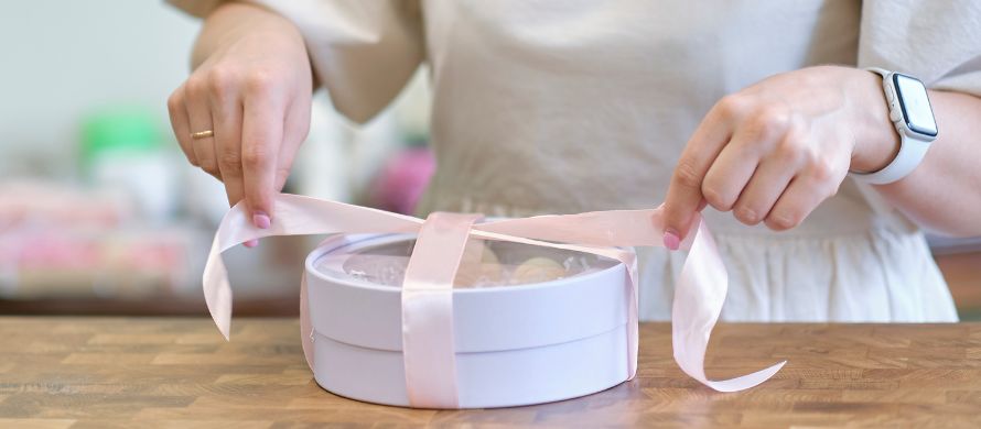 Grosgrain Ribbon vs Satin Ribbon