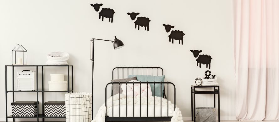 How To Use Customized Wall Stickers For Your Home