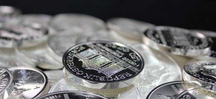 How Custom Challenge Coins Can Benefit Your Business